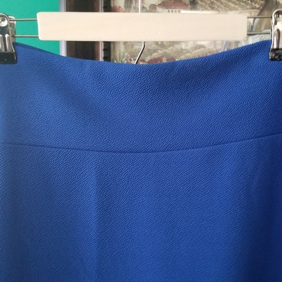 Lularoe Cassie - Picture 1 of 4